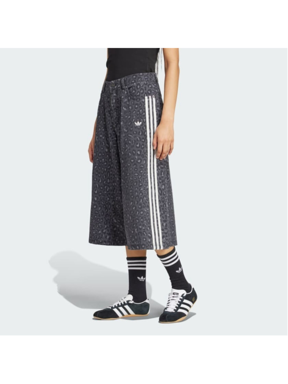 adidas Originals Denim Bermuda Shorts Women's Casual Pants KA2675 Size 23